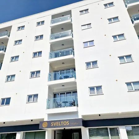 Sveltos 3 Bedroom 아파트호텔 4*