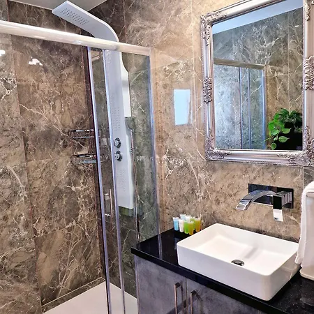 Aparthotel Sveltos