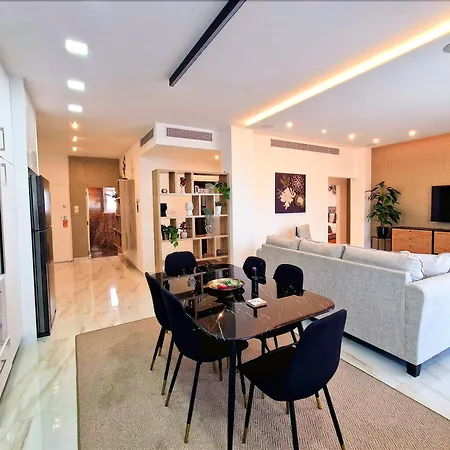 Sveltos 3 Bedroom