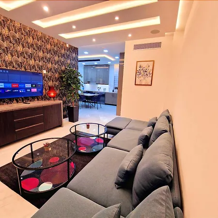 Sveltos 3 Bedroom 4* Larnaca