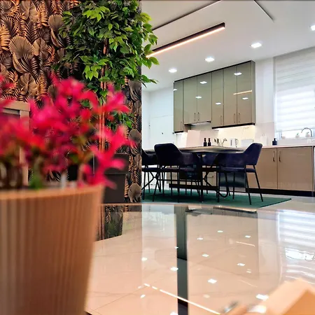 Sveltos 3 Bedroom Hotel de apartamente Larnaca