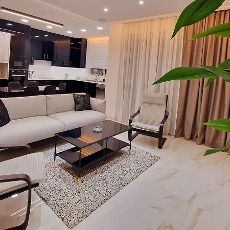 Sveltos 3 Bedroom