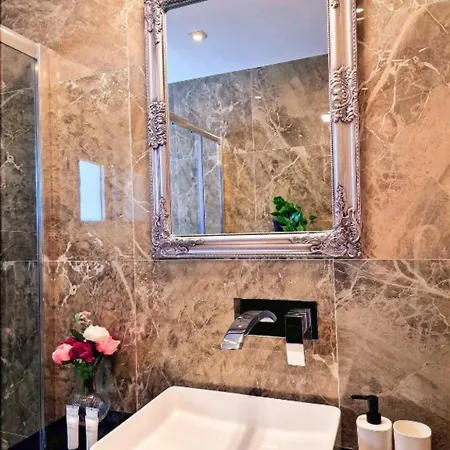 Hotel de apartamente Sveltos 3 Bedroom Larnaca