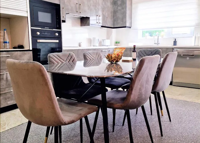 Sveltos Aparthotel Larnaka